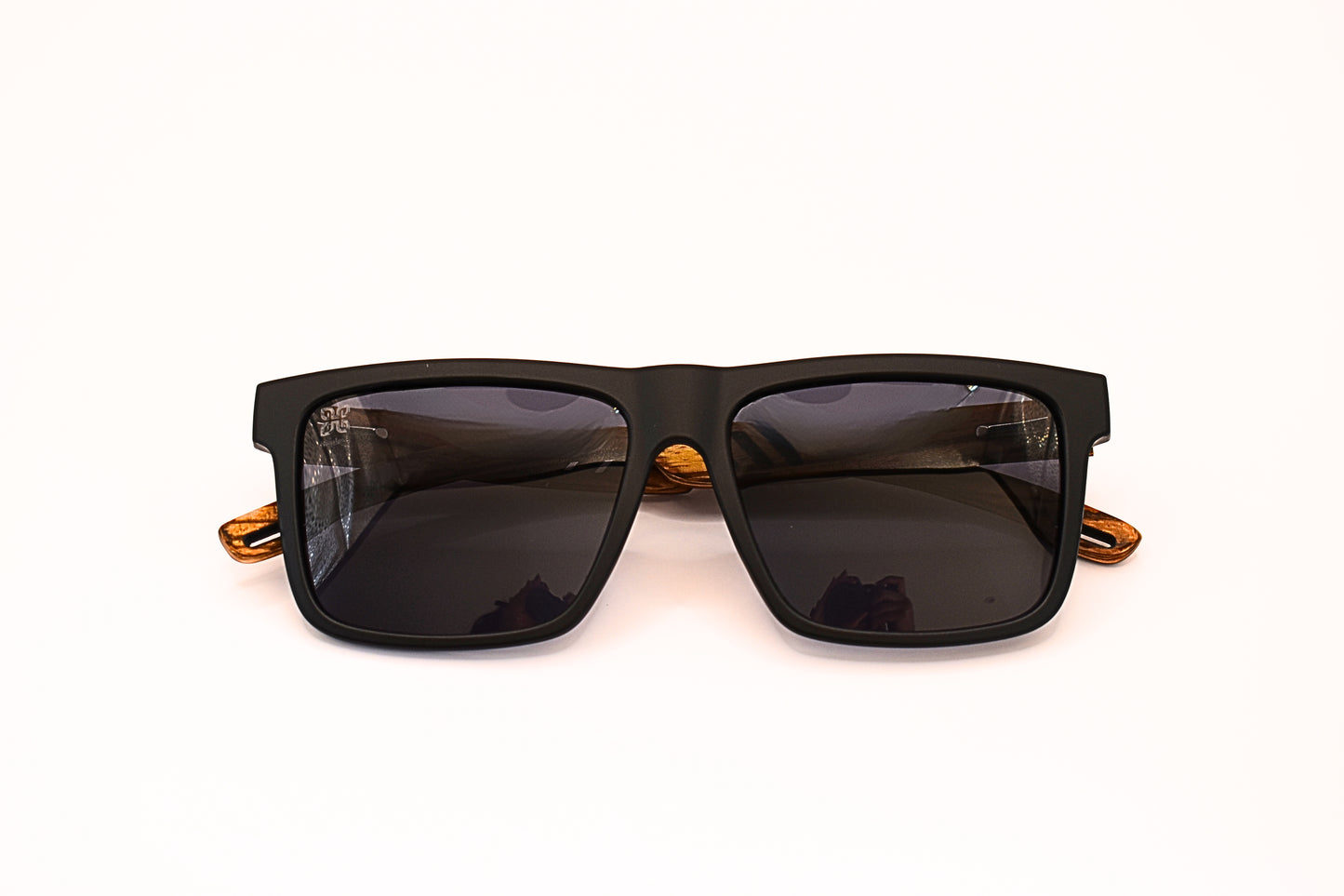 Henleys Bamboo-Style Sunglasses